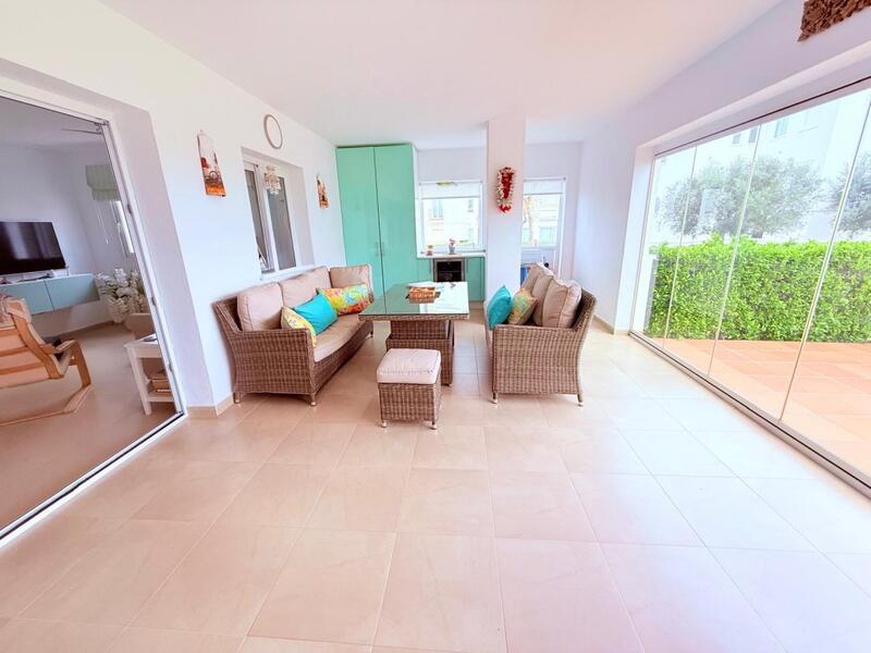 2 Schlafzimmer Duplex zu verkaufen