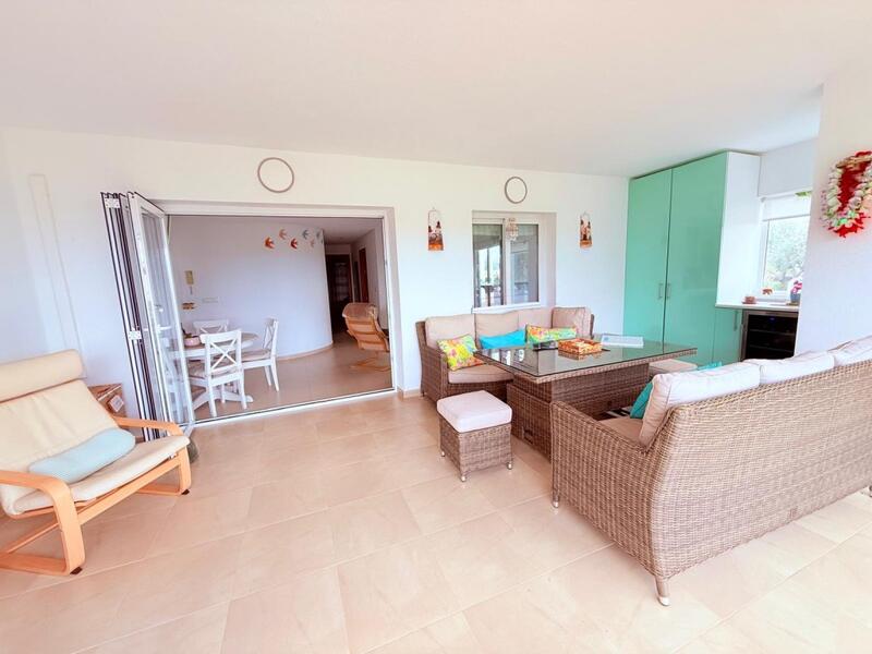 2 Schlafzimmer Duplex zu verkaufen