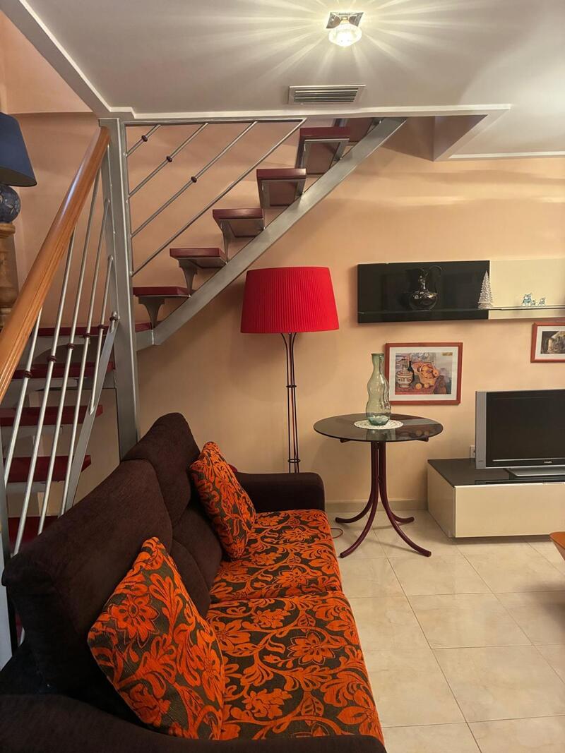 3 slaapkamer Gezinswoning Te koop