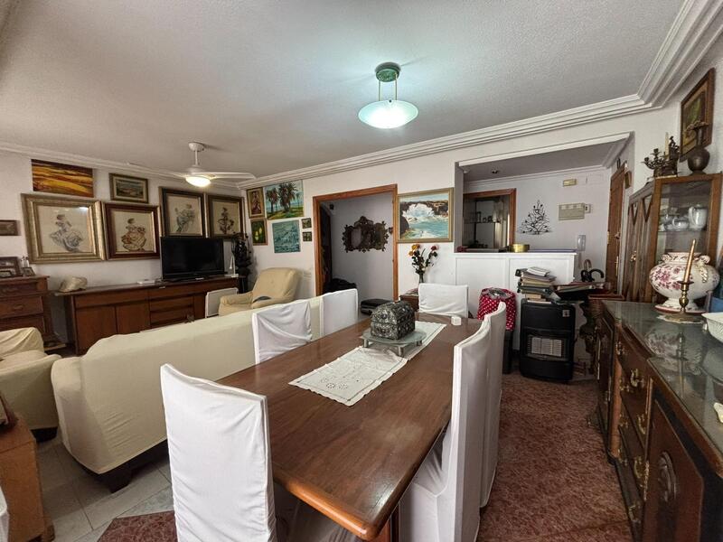 2 slaapkamer Appartement Te koop