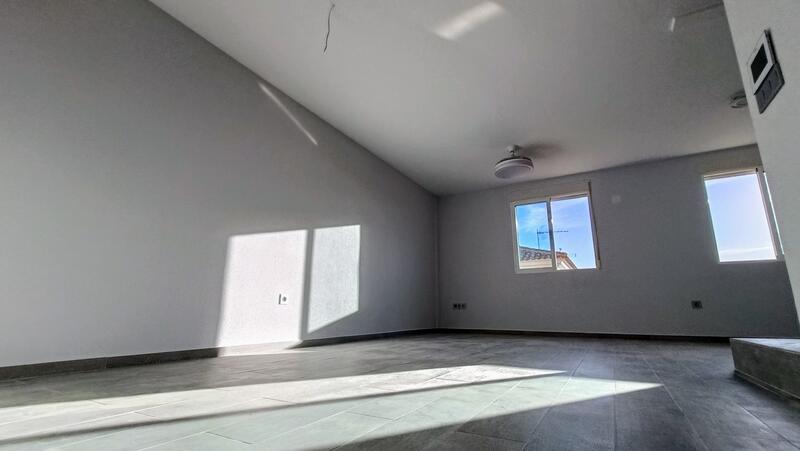 3 bedroom Townhouse for sale