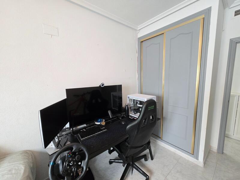 3 bedroom Apartment for sale