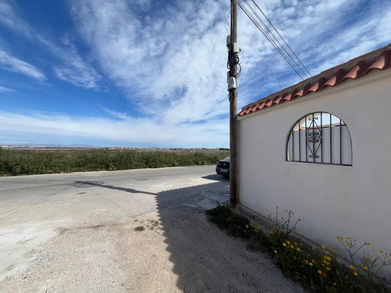 2 спальная комната вилла продается