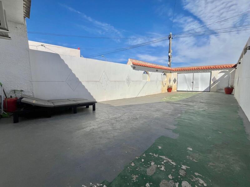 2 спальная комната вилла продается