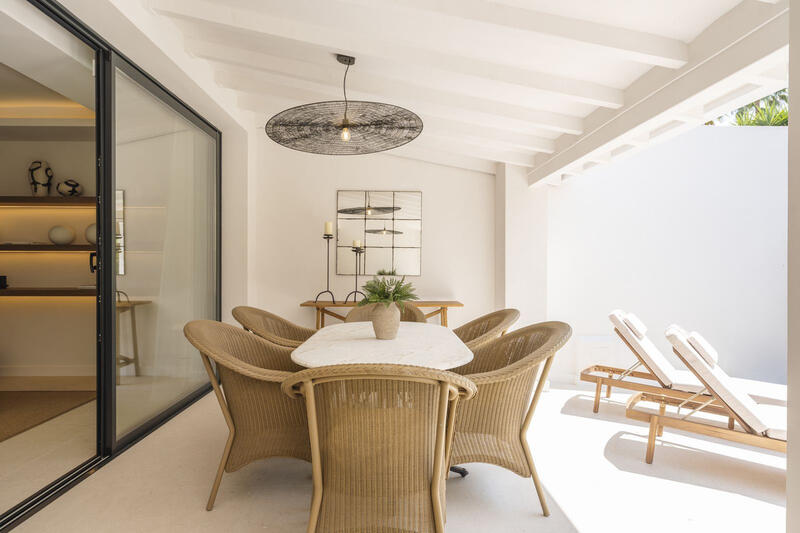 4 soveværelse Byhus til salg