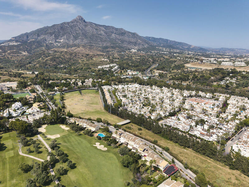 4 soveværelse Byhus til salg