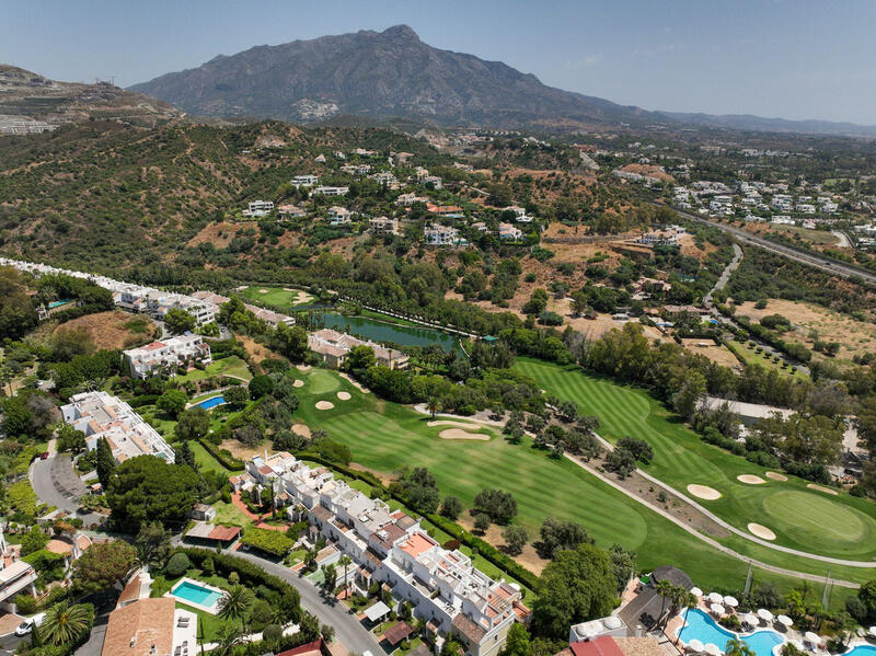 4 Cuarto Adosado en venta