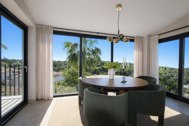 4 slaapkamer Villa Te koop