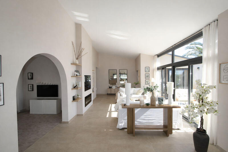 4 slaapkamer Villa Te koop