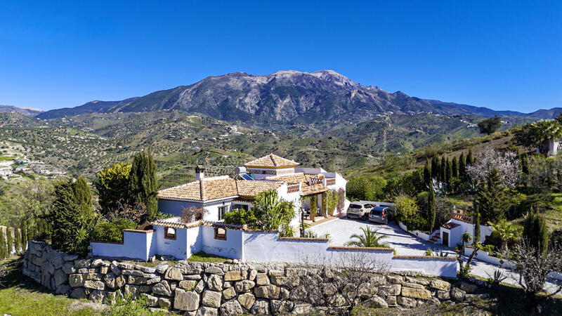 вилла продается в Casilla de la Via, Málaga вилла продается в Casilla de la Via, Málaga