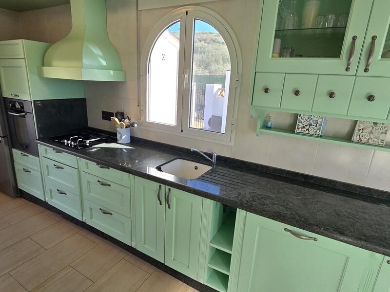 3 спальная комната вилла продается