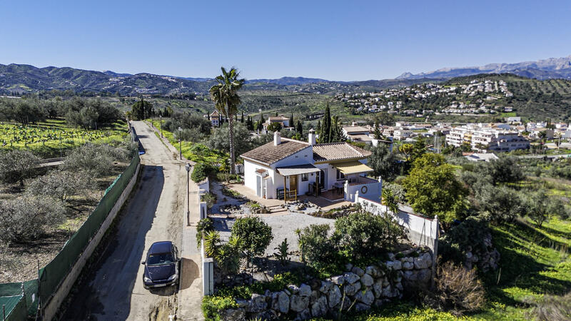 3 спальная комната вилла продается