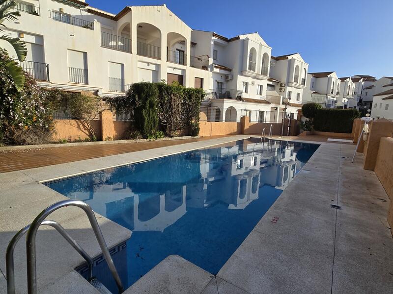 городская тюрьма продается в Alcaucin, Málaga городская тюрьма продается в Alcaucin, Málaga