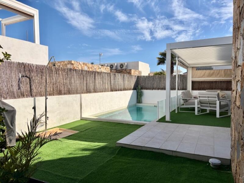 3 bedroom Villa for sale