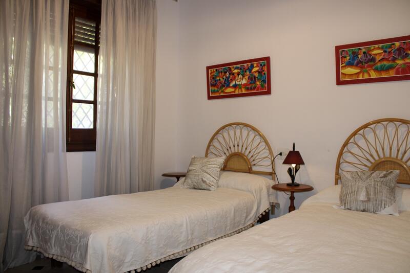 7 bedroom Villa for sale