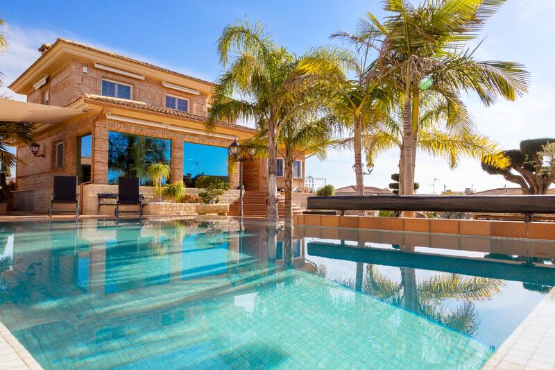 4 bedroom Villa for sale 4 bedroom Villa for sale