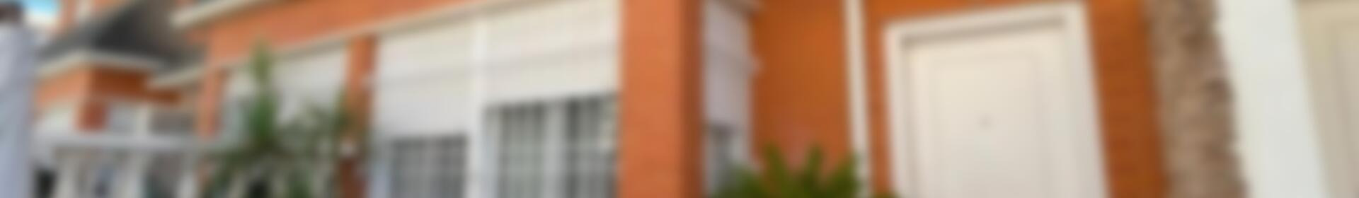 4 bedroom Townhouse for sale