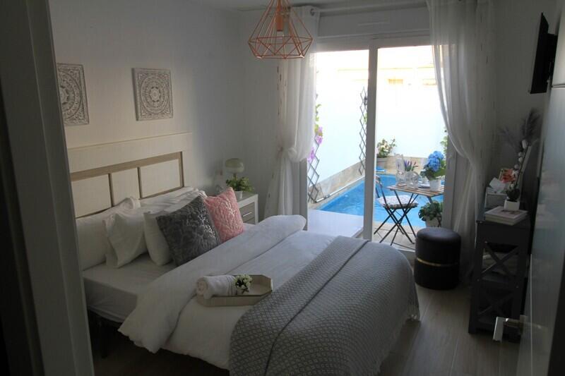 3 slaapkamer Gezinswoning Te koop