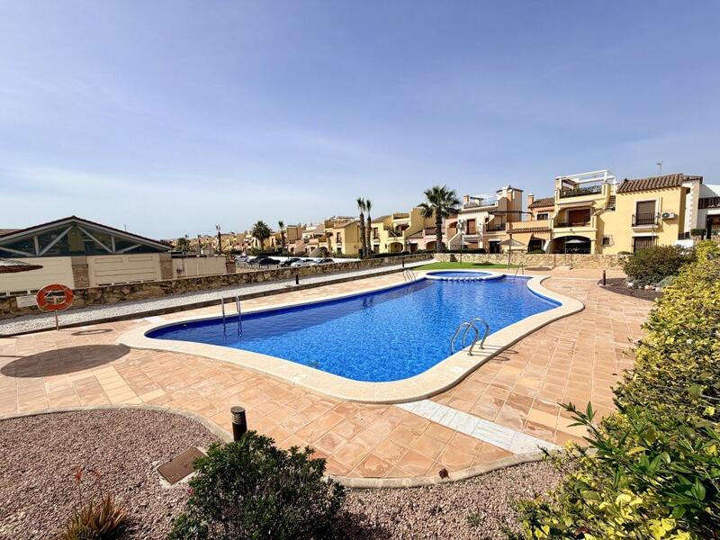 Villa à vendre dans Algorfa, Alicante
