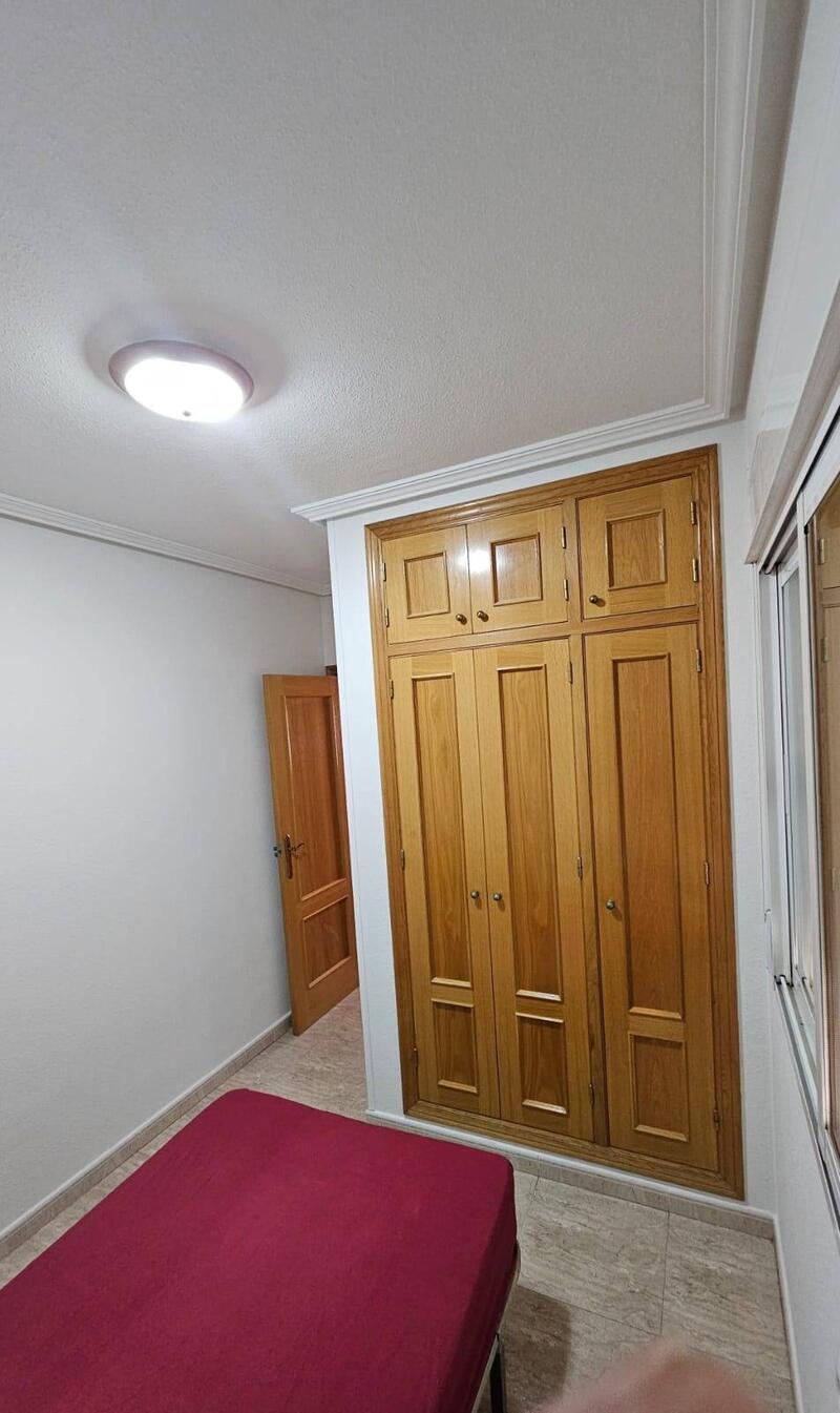 4 bedroom Townhouse for sale