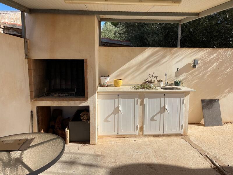 6 bedroom Villa for sale