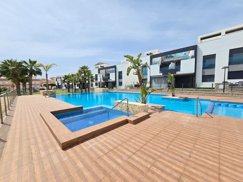 Apartamento en venta en Orihuela Costa, Alicante