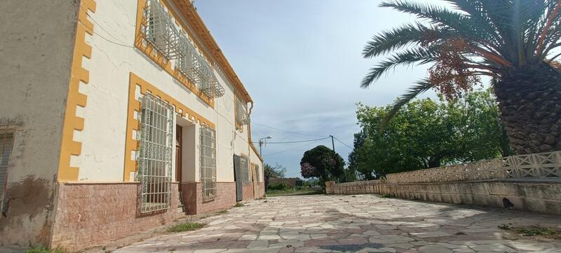 4 Cuarto Villa en venta