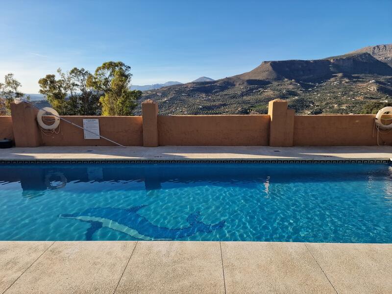 3 bedroom Townhouse for sale