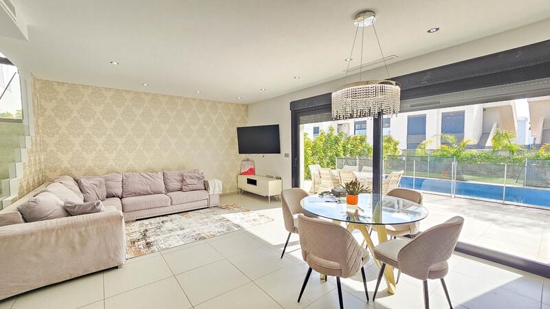 3 bedroom Villa for sale