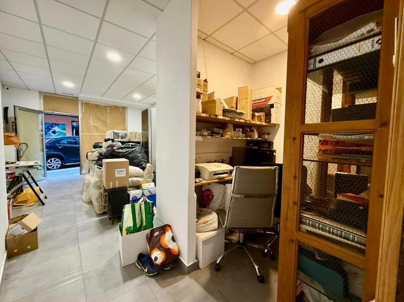 Local Commercial à vendre