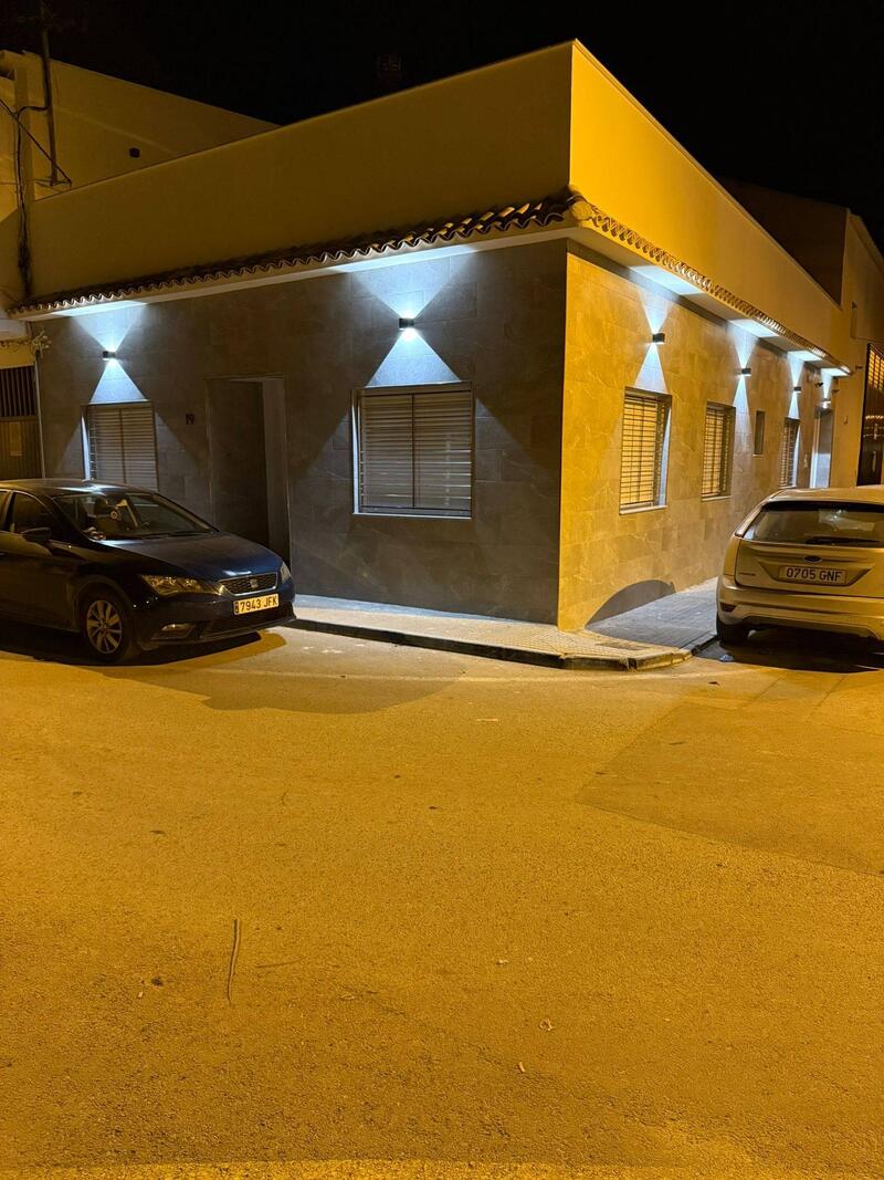 3 soverom Rekkehus til salgs 3 soverom Rekkehus til salgs