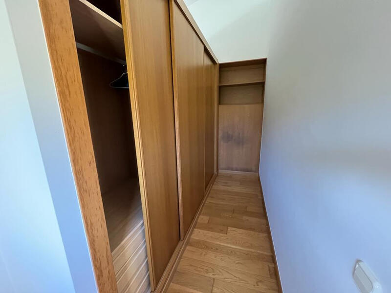 6 sovrum Villa till salu