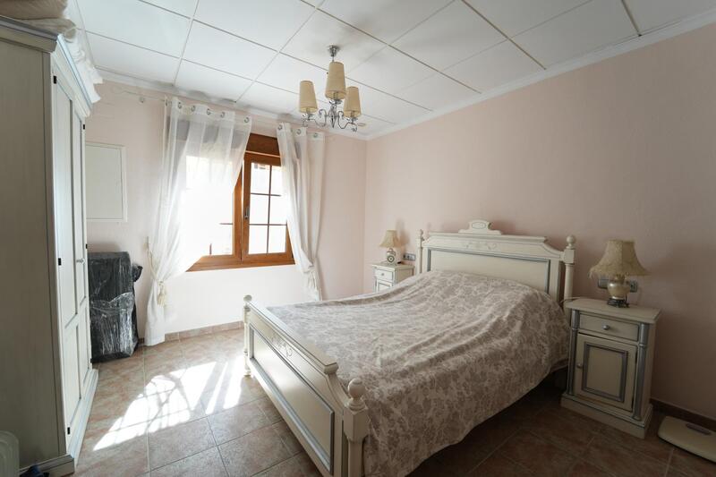 8 bedroom Villa for sale