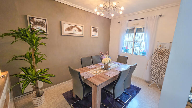 3 bedroom Villa for sale