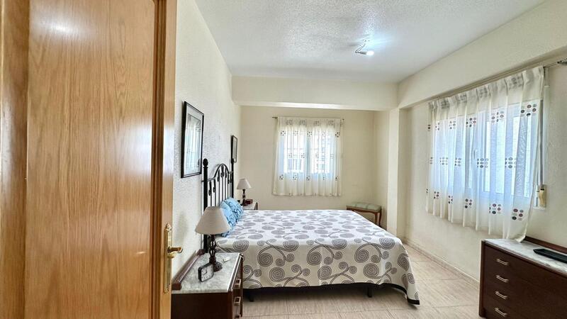 3 bedroom Apartment for sale