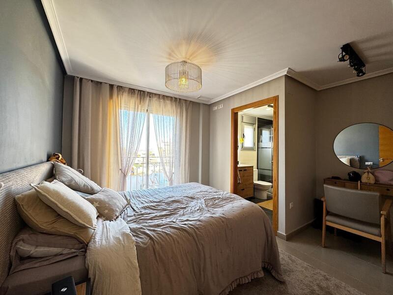 3 sovrum Lägenhet till salu