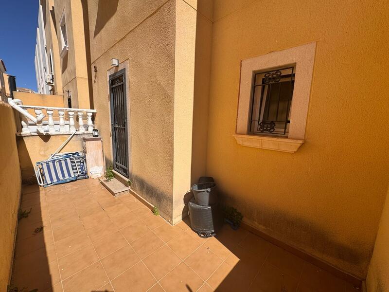 3 Schlafzimmer Stadthaus zu verkaufen