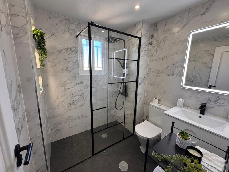 3 Schlafzimmer Stadthaus zu verkaufen