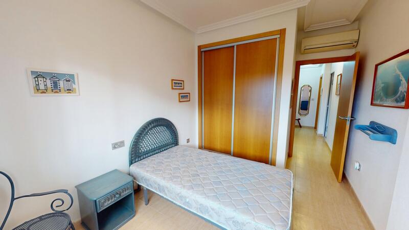 4 Schlafzimmer Landhaus zu verkaufen