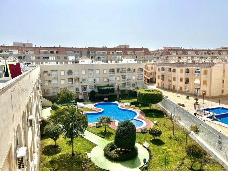 Apartment for sale in Torrevieja, Alicante