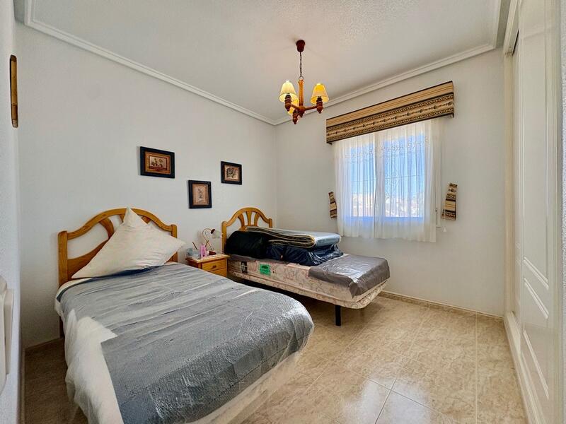 2 Schlafzimmer Stadthaus zu verkaufen