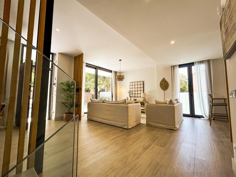 3 bedroom Townhouse for sale 3 bedroom Townhouse for sale