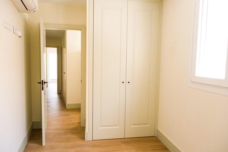 2 bedroom Townhouse for sale