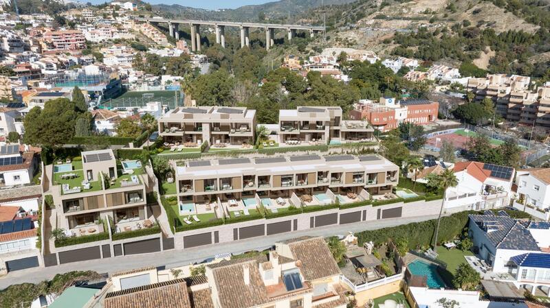 4 soverom Rekkehus til salgs 4 soverom Rekkehus til salgs