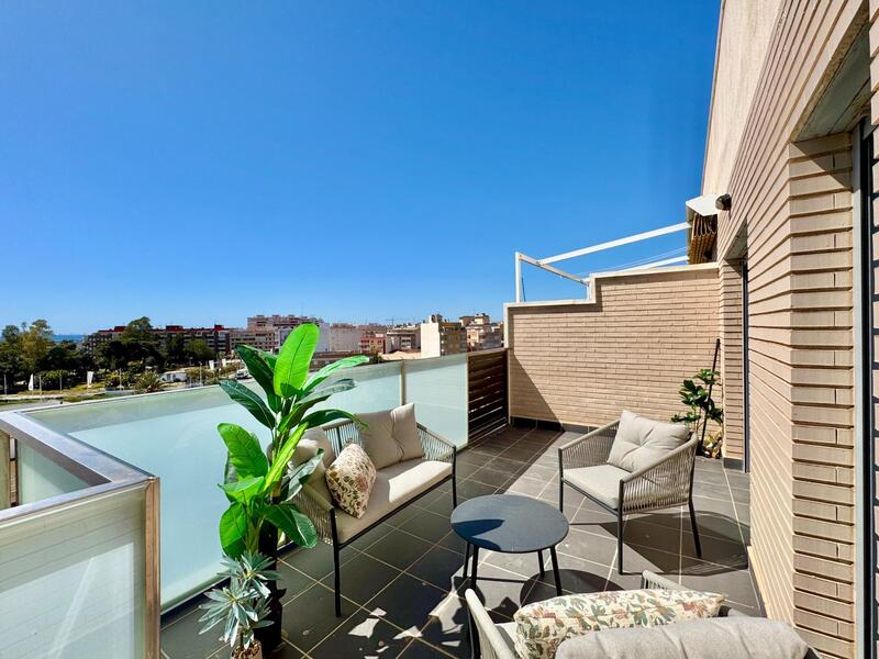 3 bedroom Apartment for sale