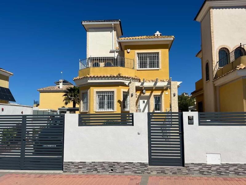 3 bedroom Villa for sale