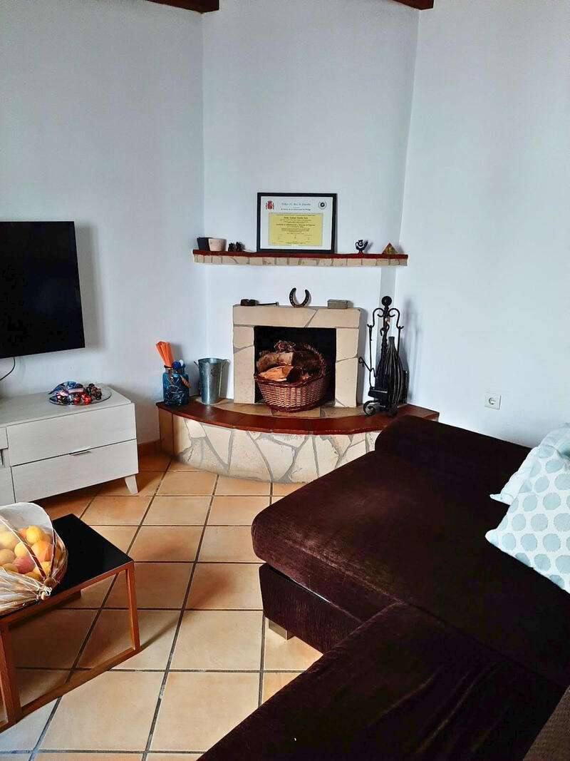 2 slaapkamer Gezinswoning Te koop