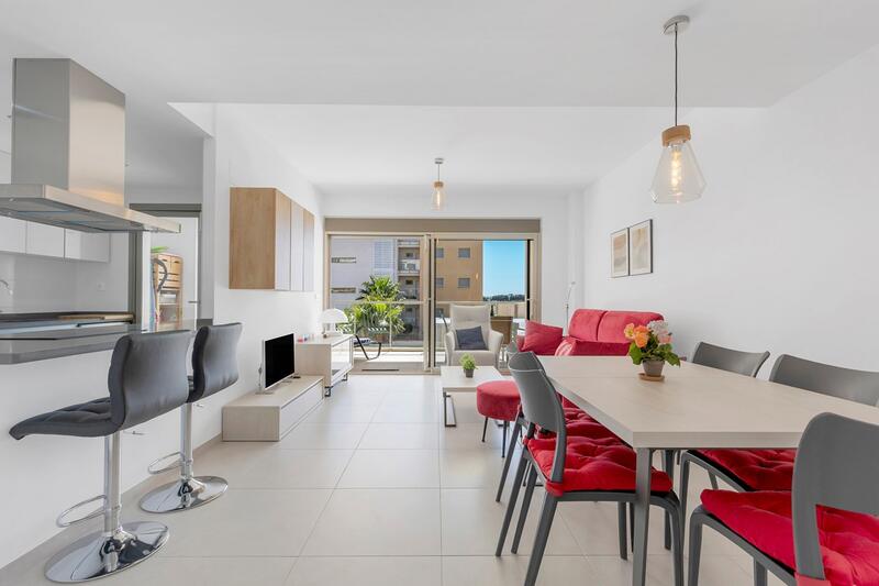 2 спальная комната квартира продается