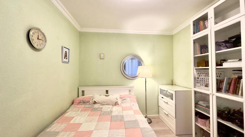 4 slaapkamer Appartement Te koop