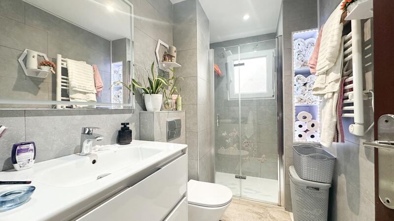 2 slaapkamer Appartement Te koop